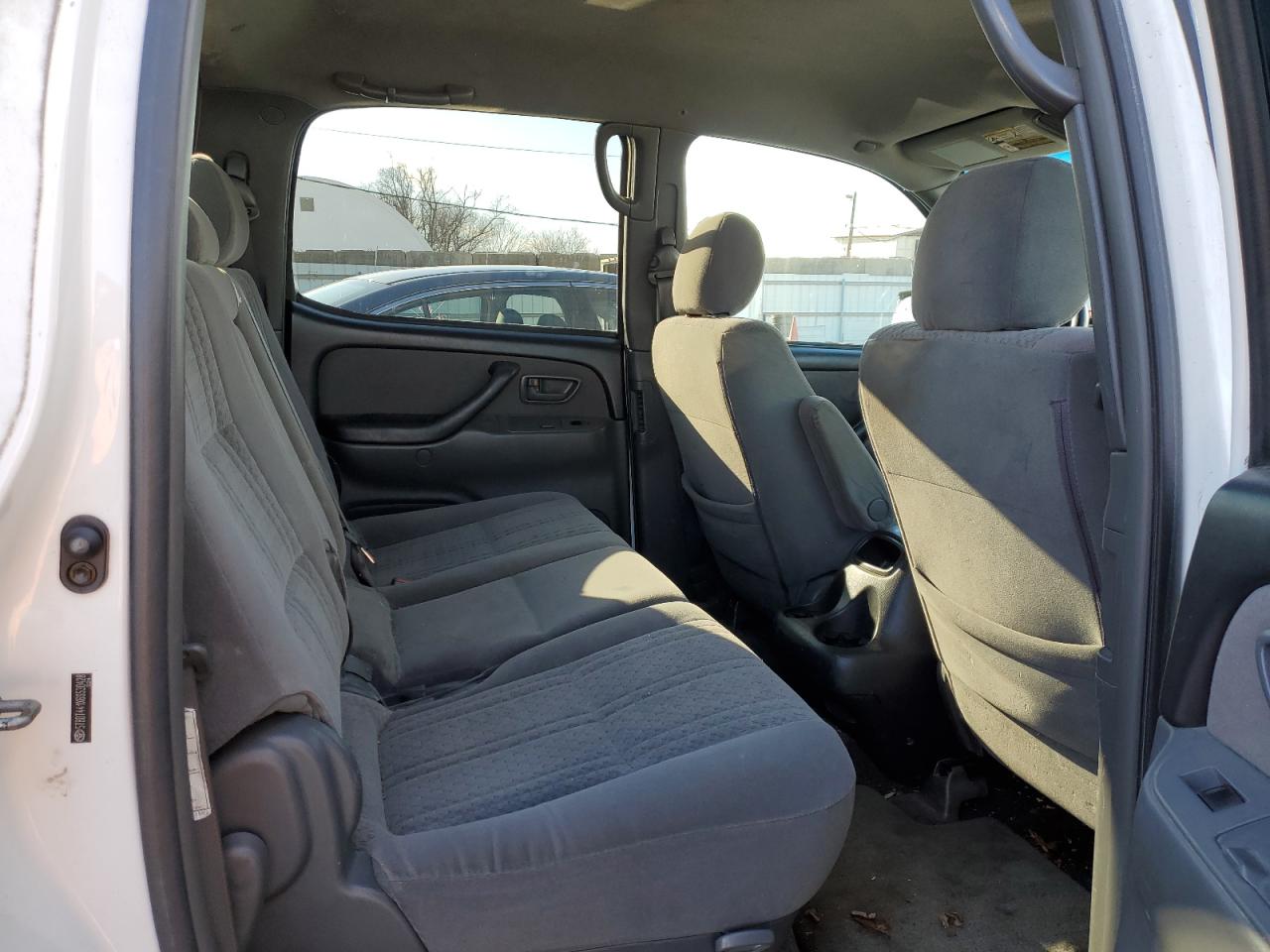 2006 Toyota Tundra - Image 10