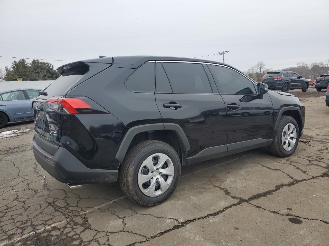 2024 Toyota RAV 4 - Image 3