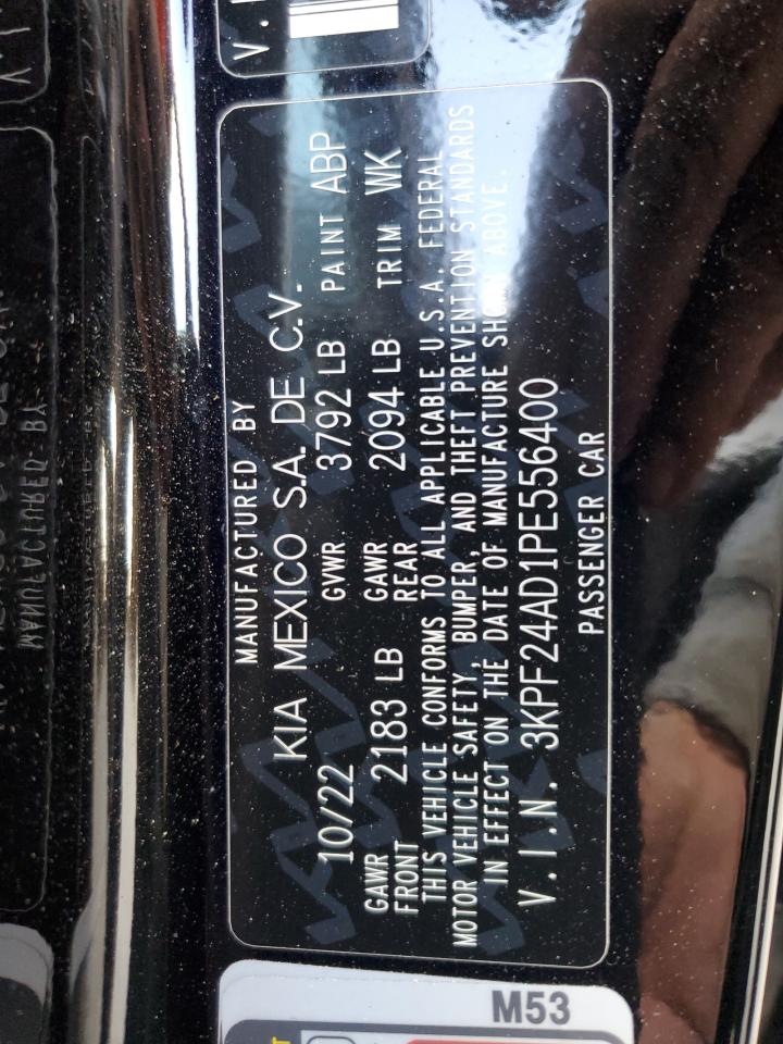 2023 Kia Forte - Image 12