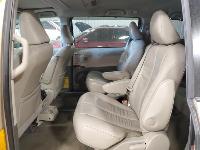 2011 TOYOTA SIENNA XLE