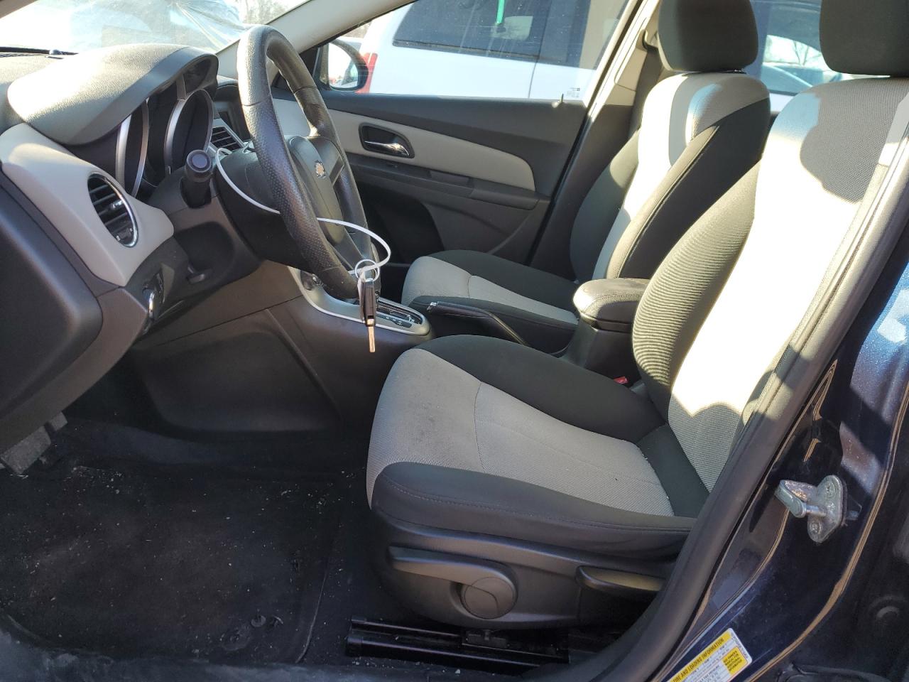 2011 Chevrolet Cruze - Image 7