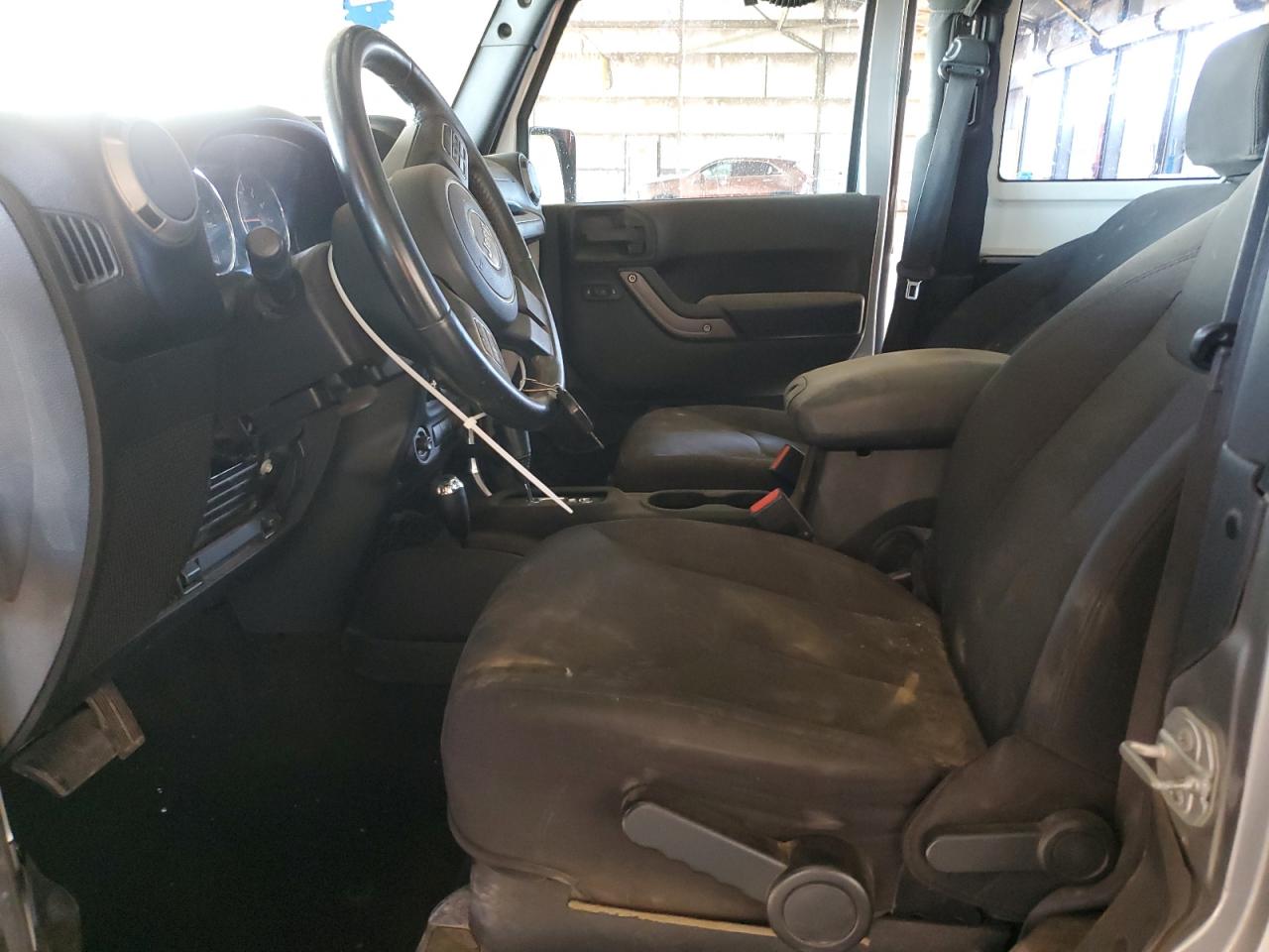 2016 Jeep Wrangler - Image 7