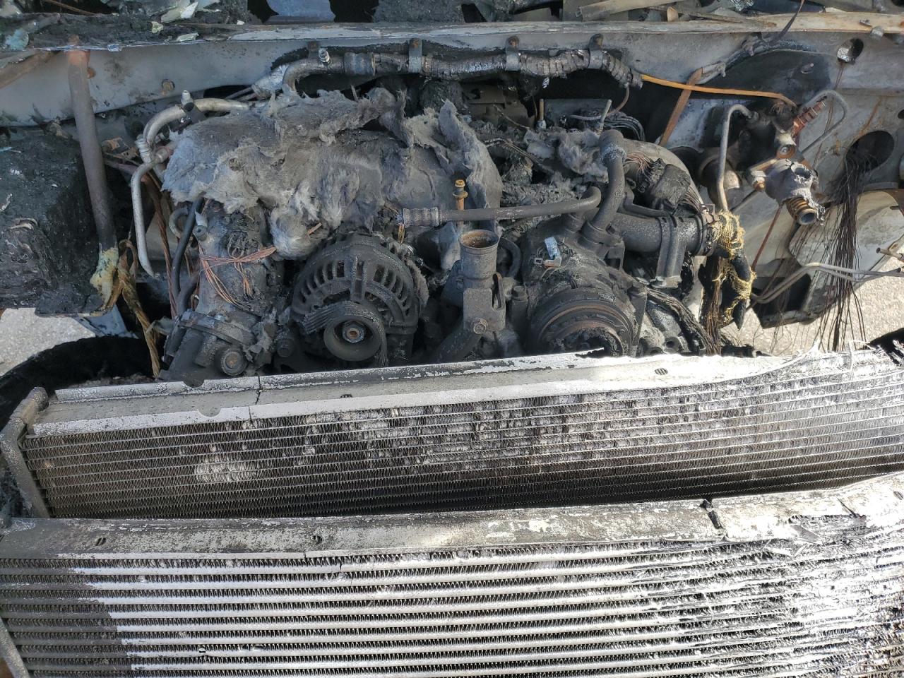 2008 Chevrolet Silverado - Image 11
