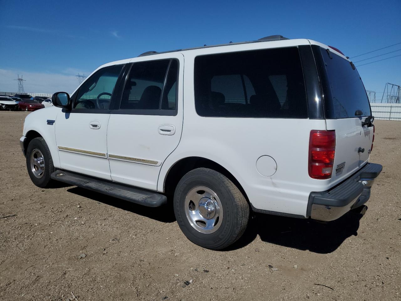 2000 Ford Expedition - Image 2