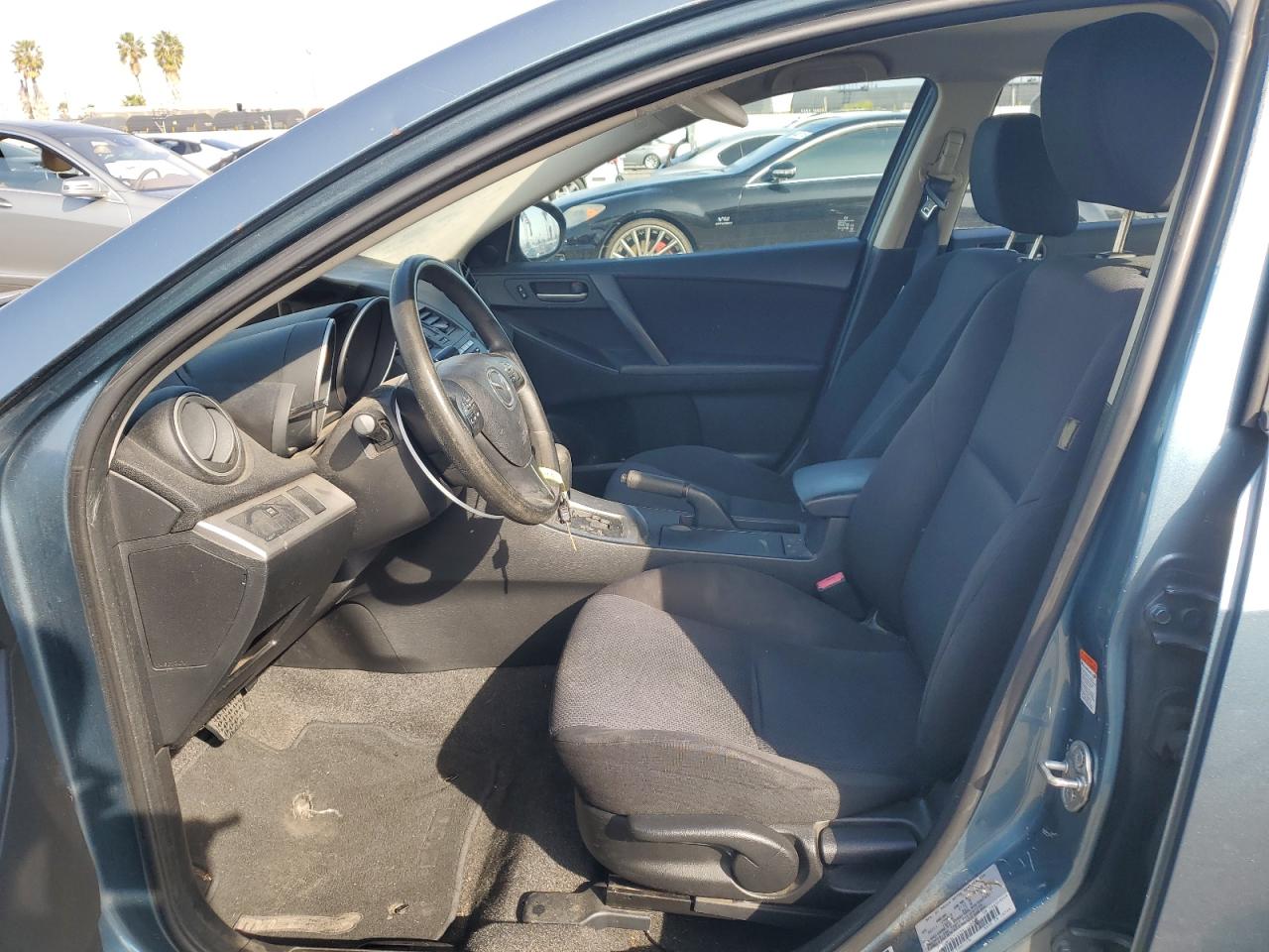 2011 Mazda 3 - Image 7