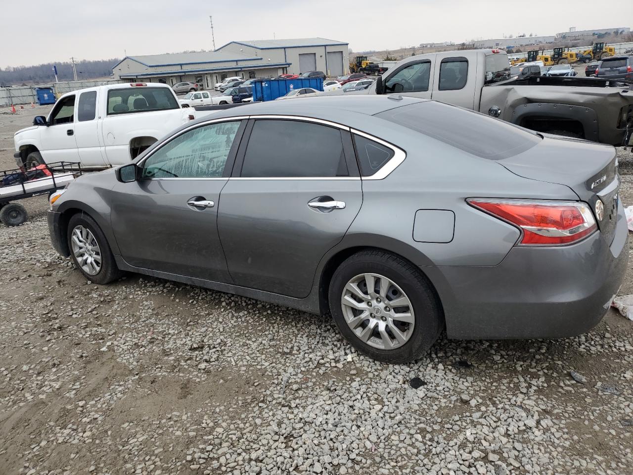 2014 Nissan Altima - Image 2