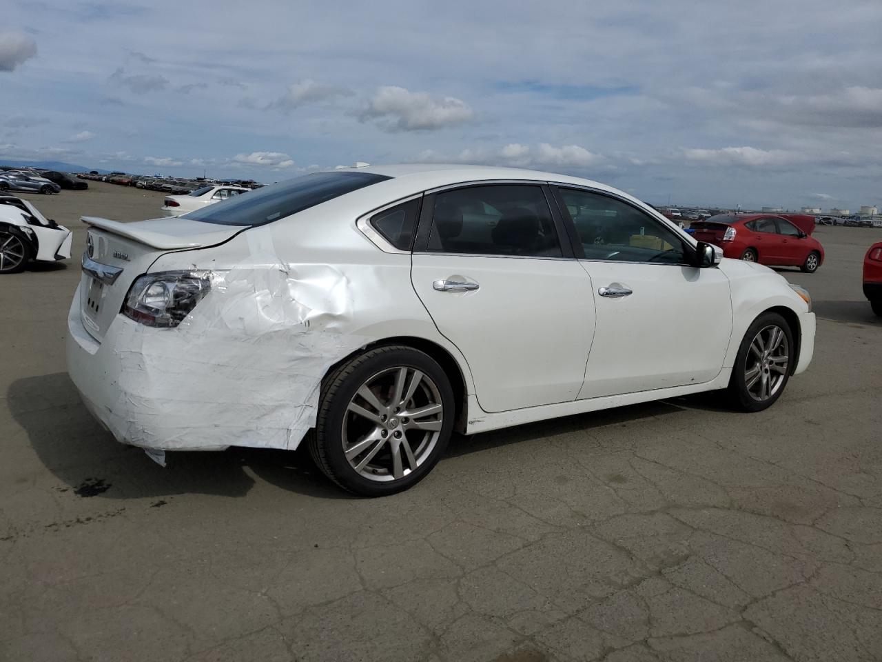 2014 Nissan Altima - Image 3