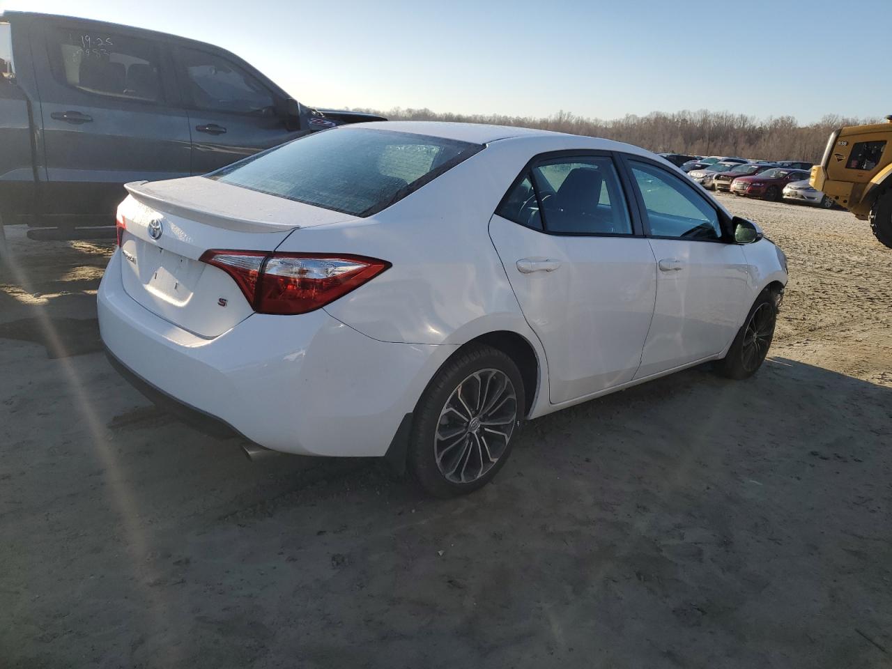 2015 Toyota Corolla - Image 3