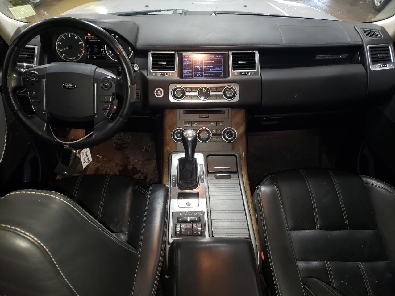 2012 Land Rover Range Rover - Image 8