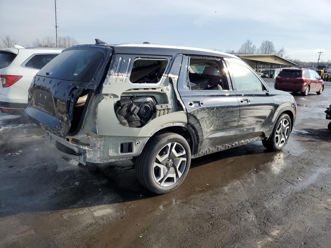 2024 Hyundai Palisade - Image 3