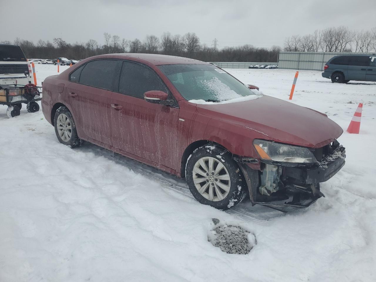 2015 Volkswagen Passat - Image 4
