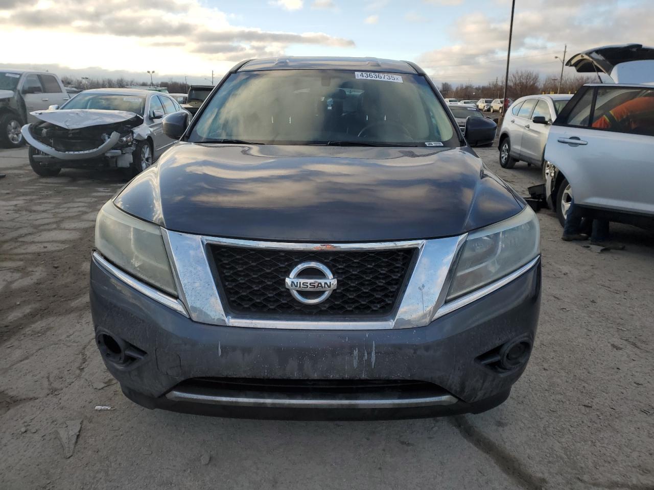 2014 Nissan Pathfinder - Image 5