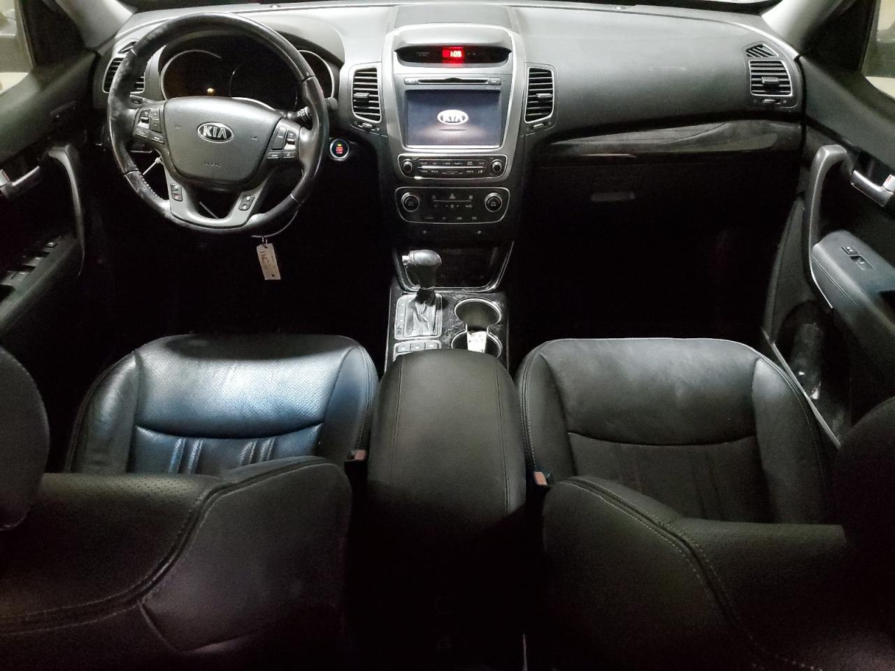 2014 Kia Sorento - Image 8