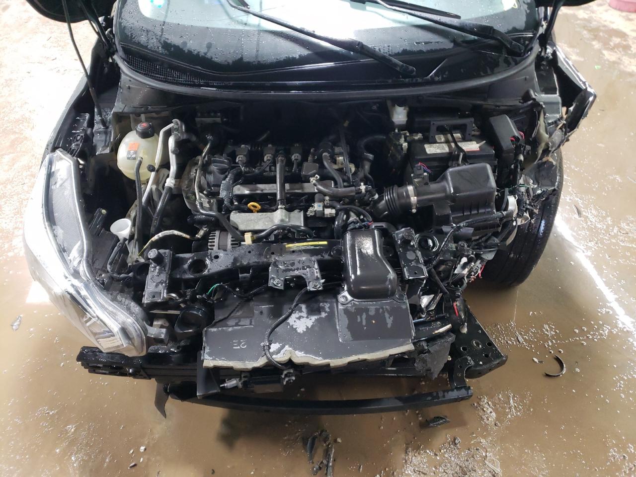 2021 Nissan Versa - Image 11