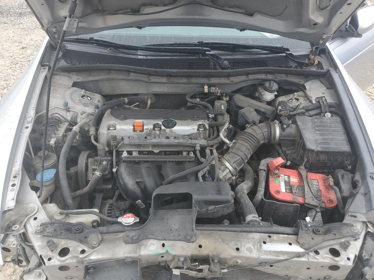 2009 Honda Accord - Image 11