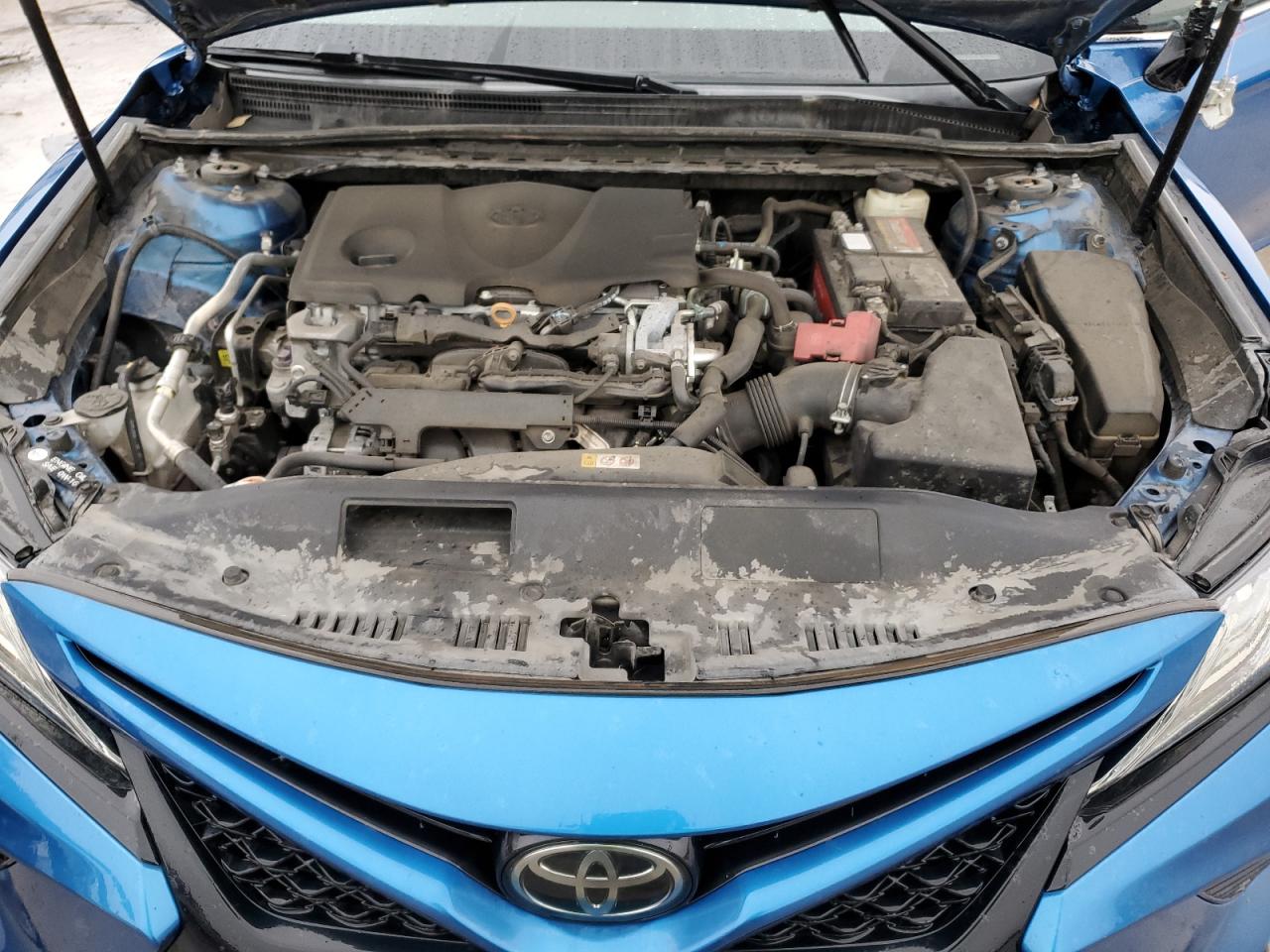 2018 Toyota Camry - Image 12