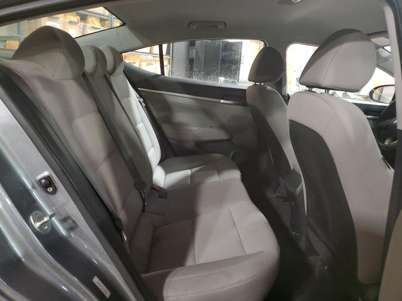 2019 Hyundai Elantra - Image 10