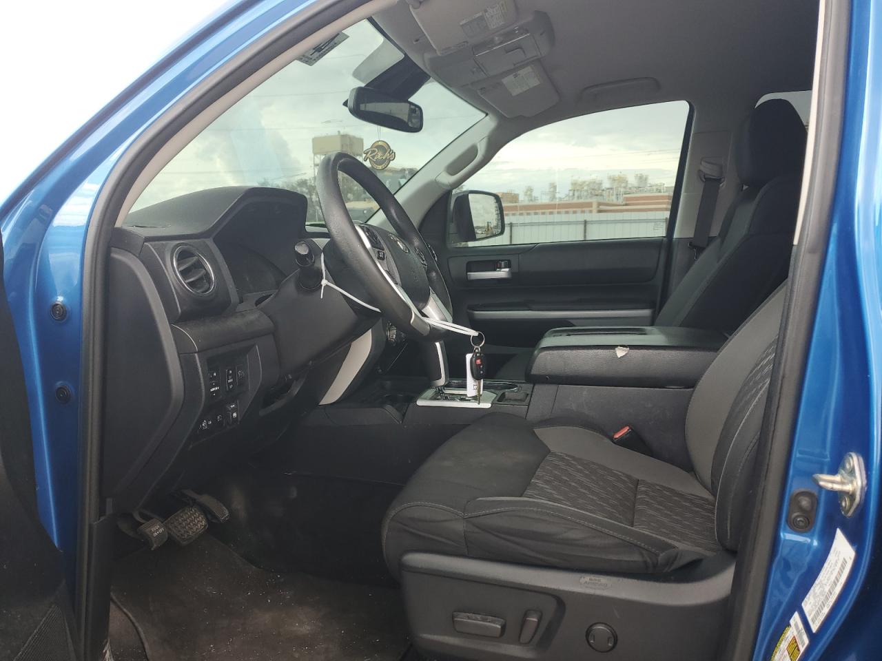 2018 Toyota Tundra - Image 7
