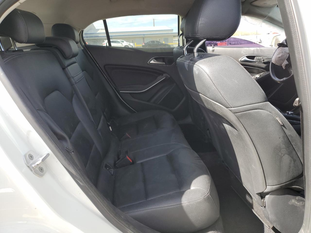 2015 Mercedes-Benz GLA-klasse - Image 11