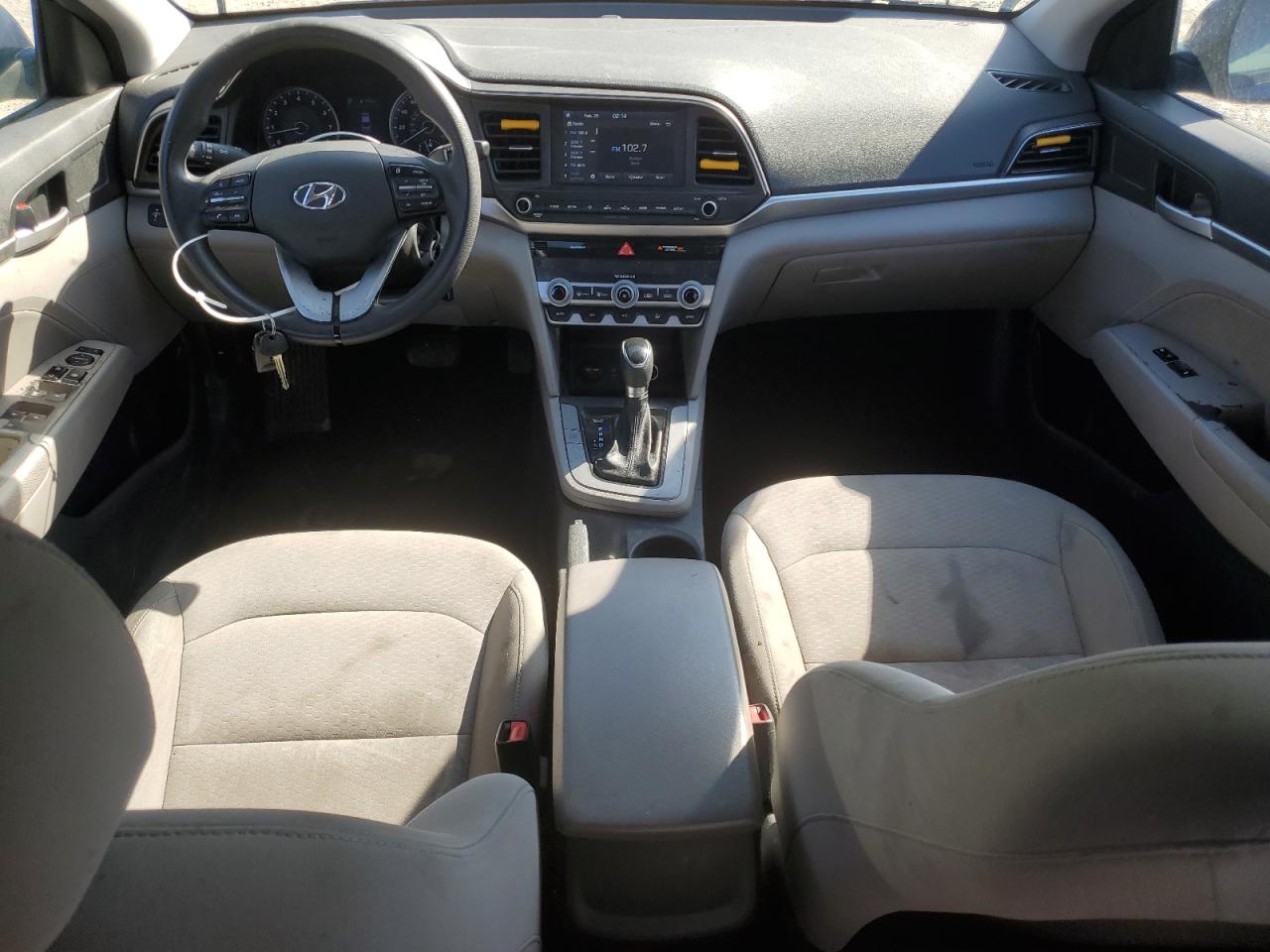 2020 Hyundai Elantra - Image 8