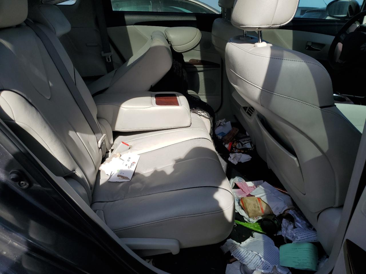 2009 Toyota Venza - Image 11