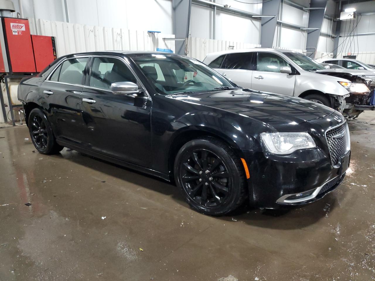 2015 Chrysler 300 - Image 4
