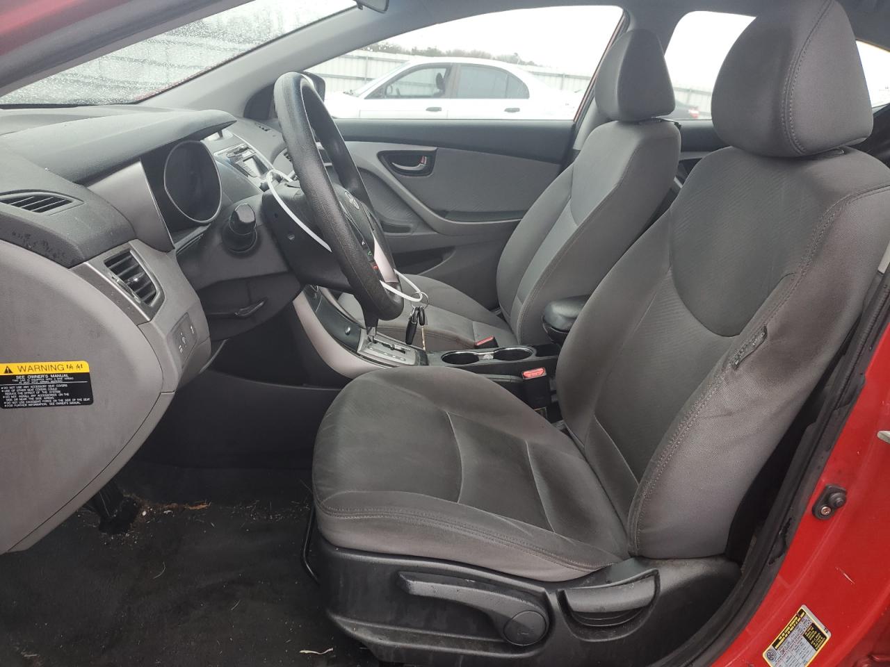 2013 Hyundai Elantra - Image 7