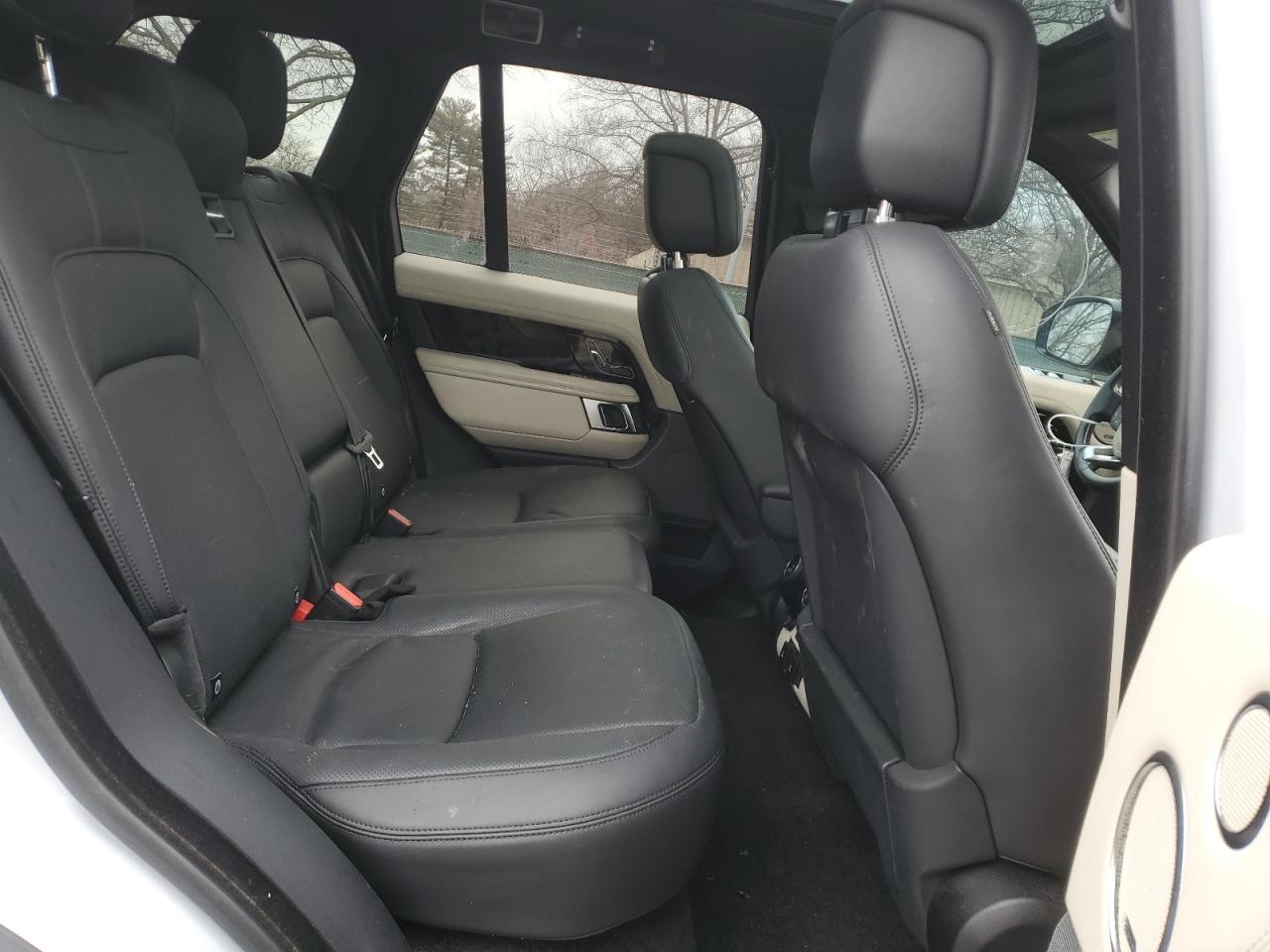 2019 Land Rover Range Rover - Image 11