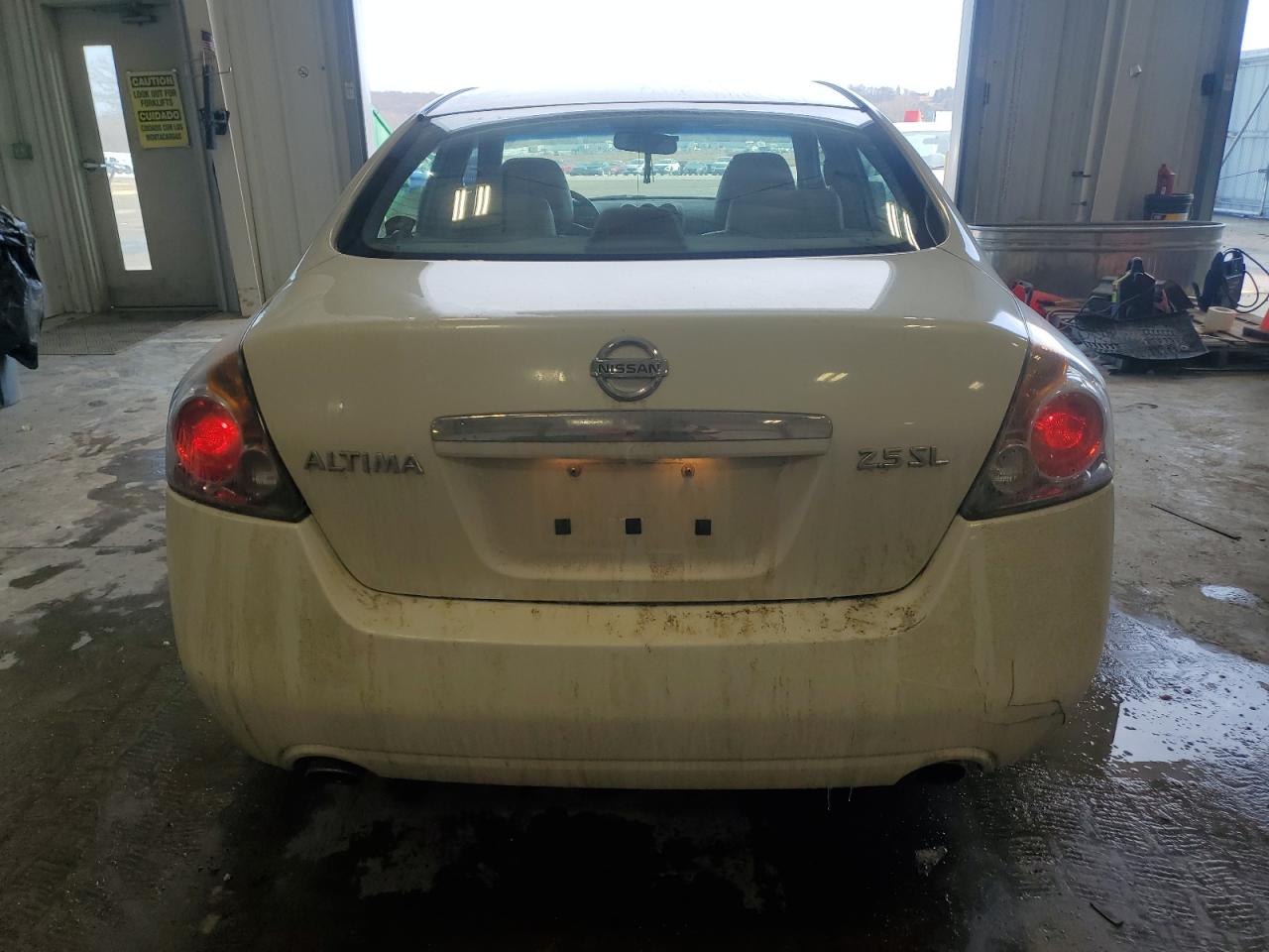 2009 Nissan Altima - Image 6