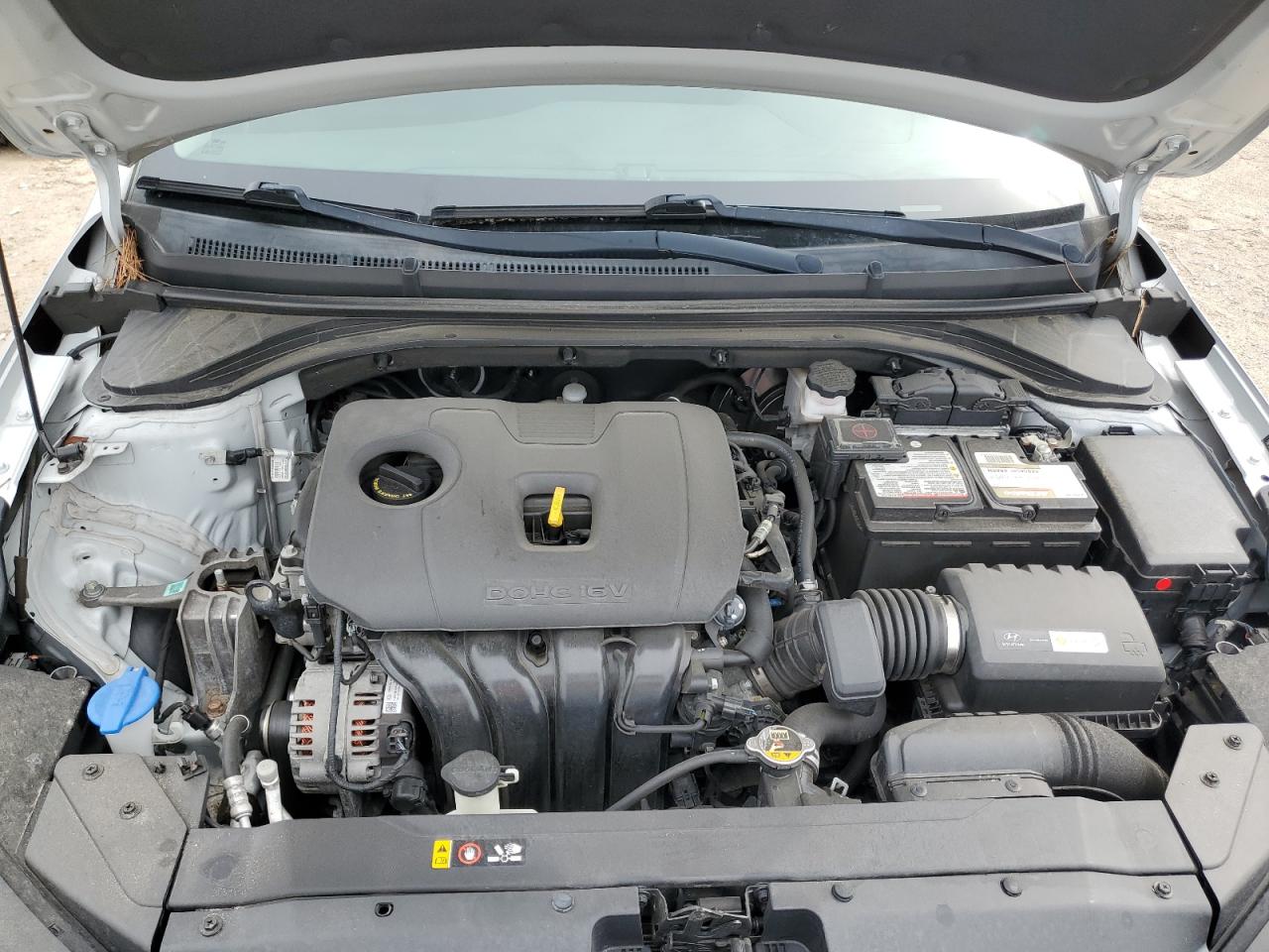 2019 Hyundai Elantra - Image 11
