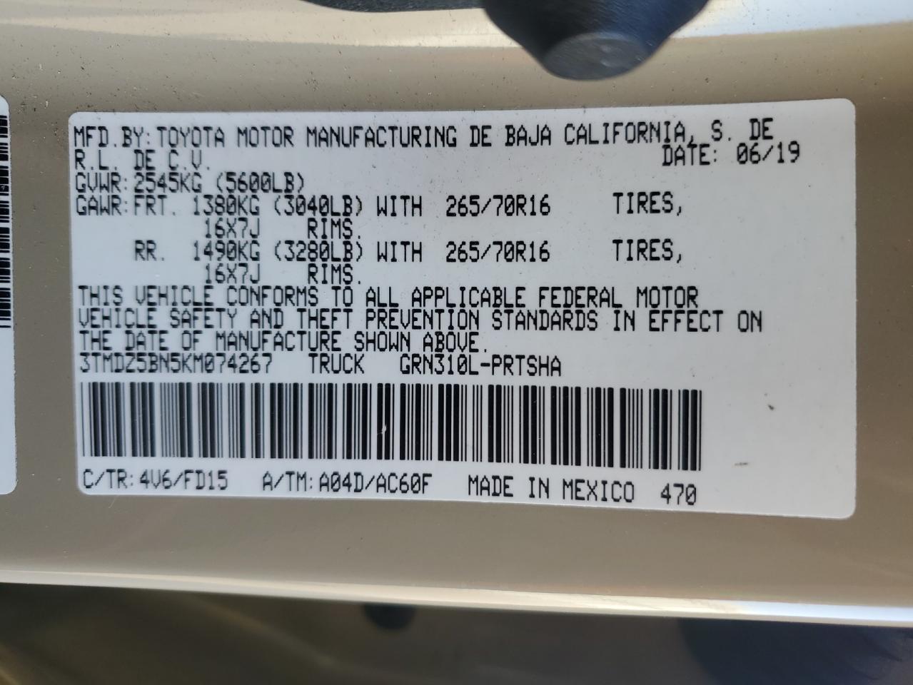 2019 Toyota Tacoma - Image 14