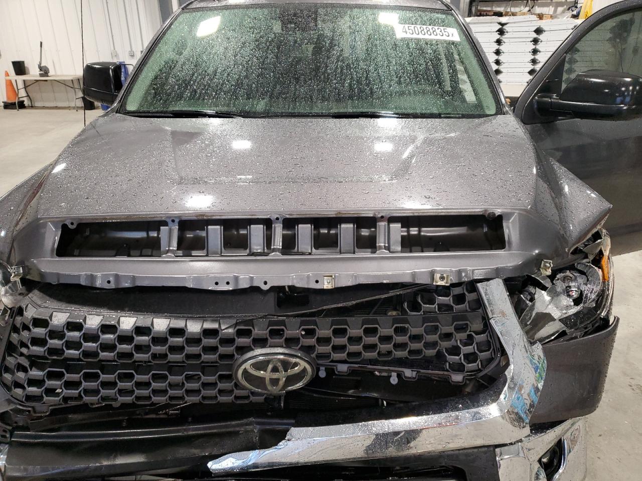 2019 Toyota Tundra - Image 12