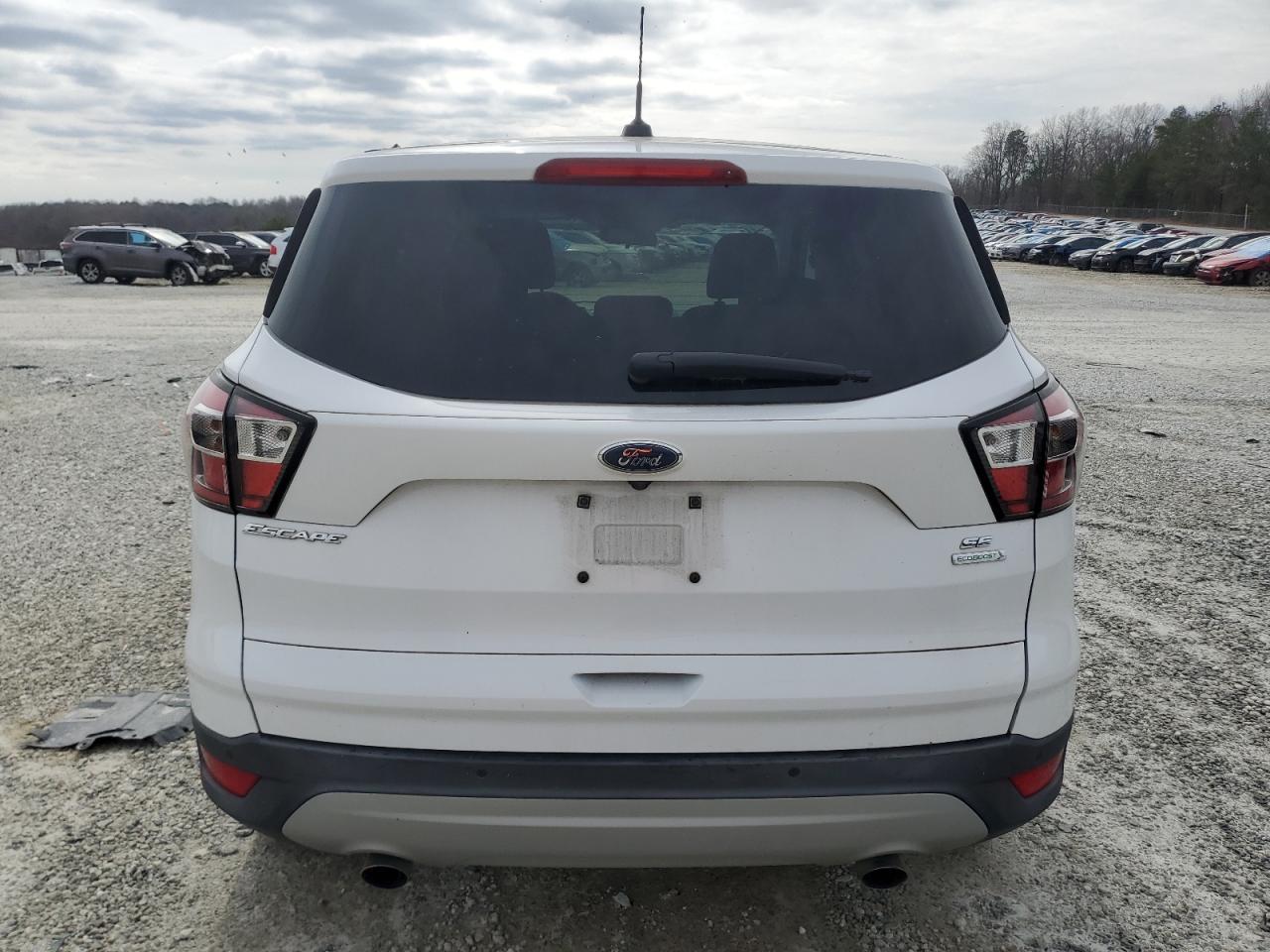2017 Ford Escape - Image 6