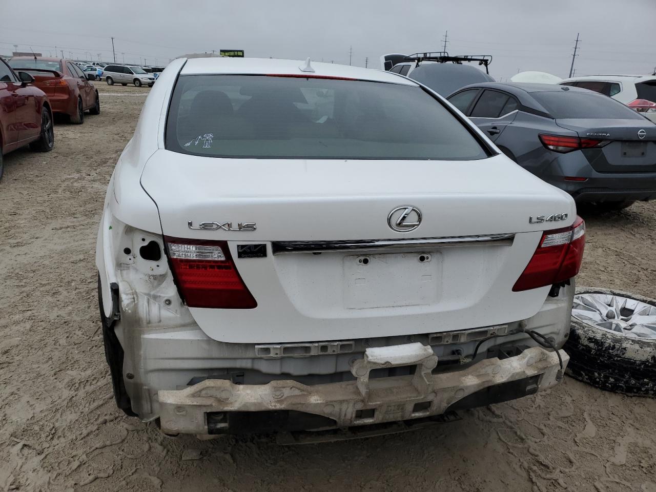 2009 Lexus LS - Image 6