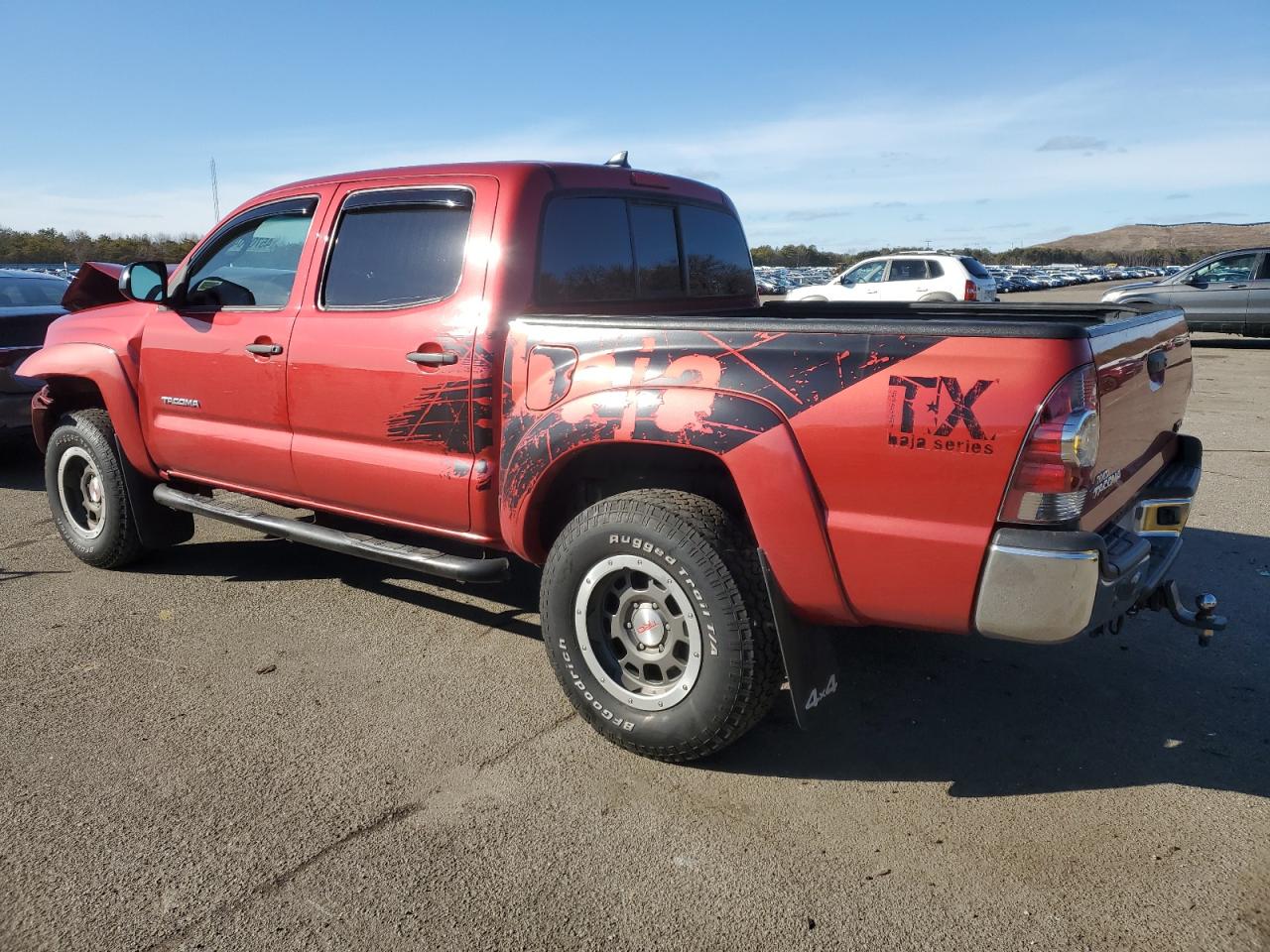 2012 Toyota Tacoma - Image 2