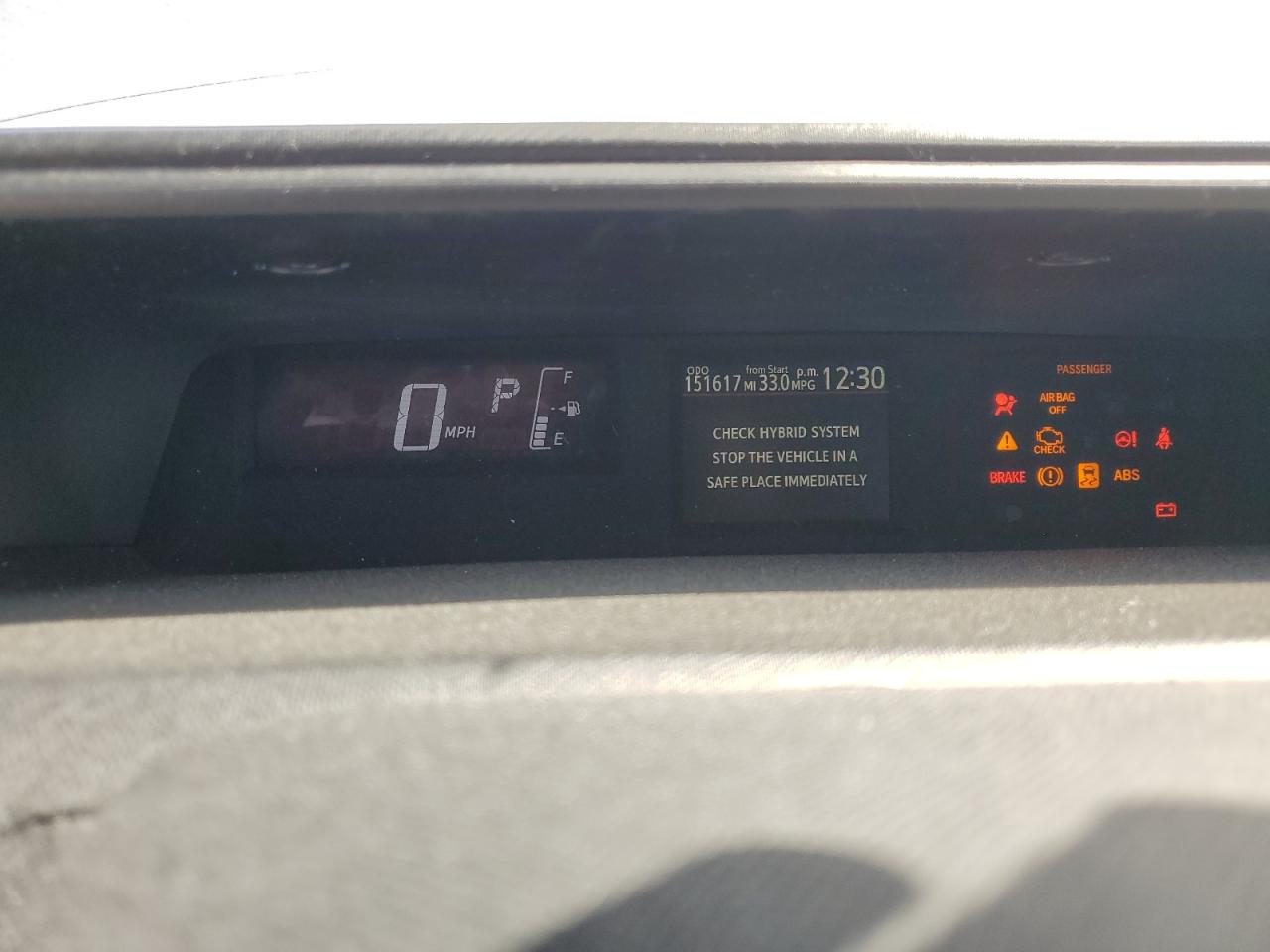 2015 Toyota Prius - Image 9