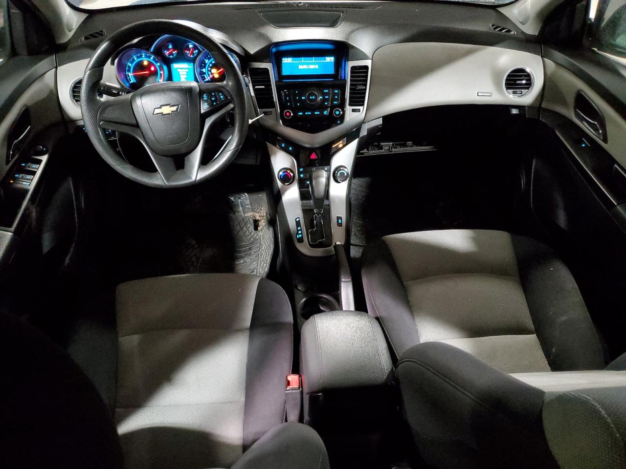 2014 Chevrolet Cruze - Image 8