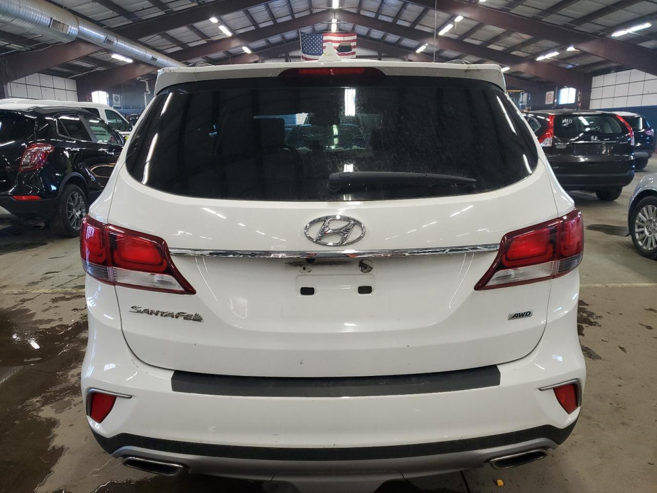 2018 Hyundai Santa Fe - Image 6