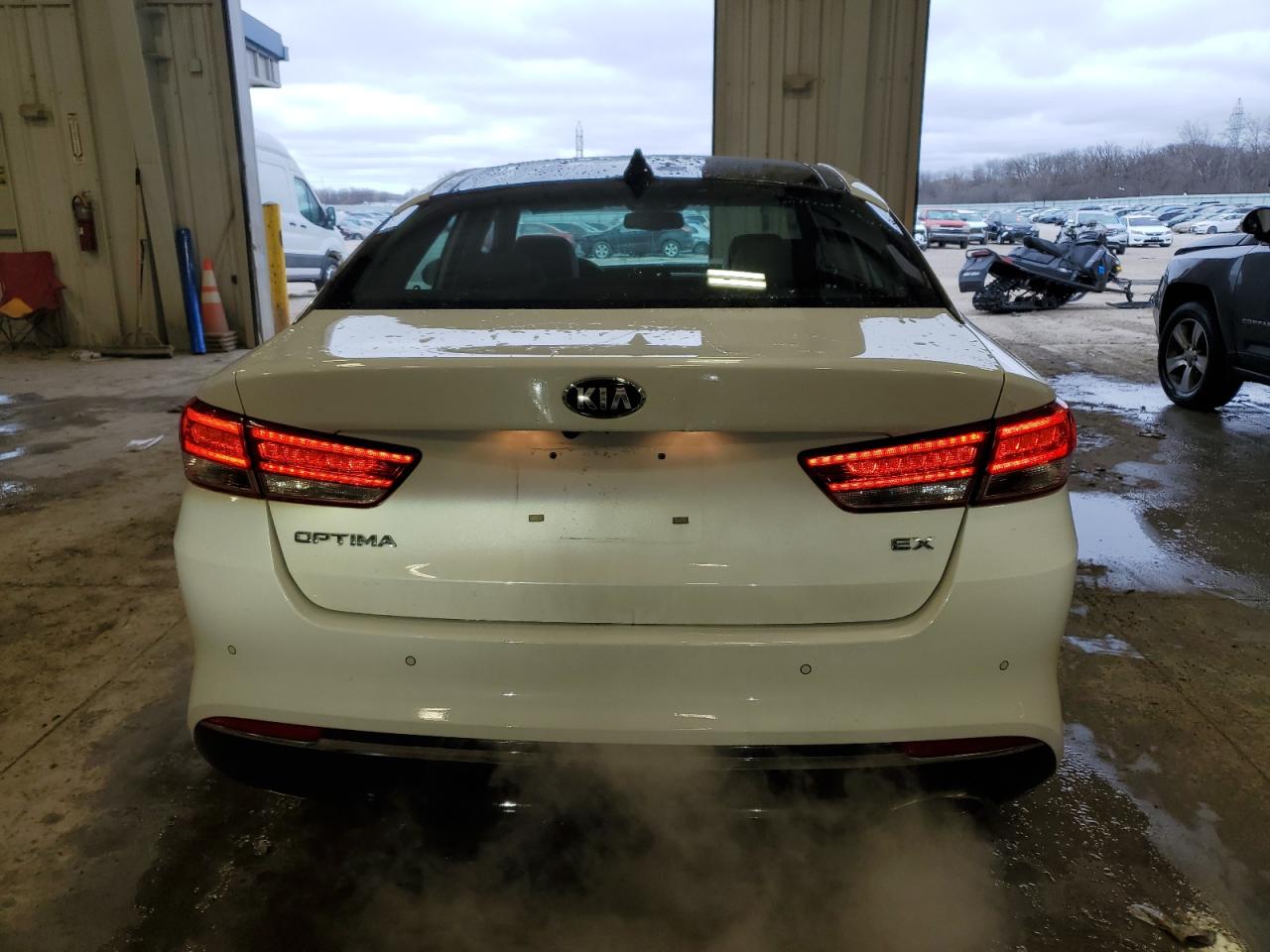 2017 Kia Optima - Image 6