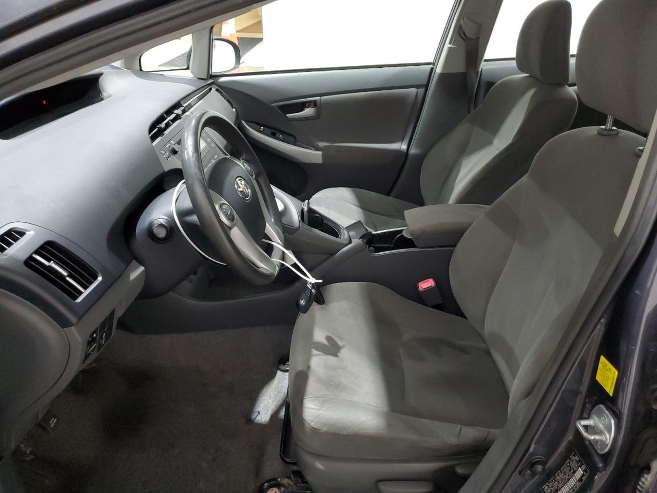 2010 Toyota Prius - Image 7