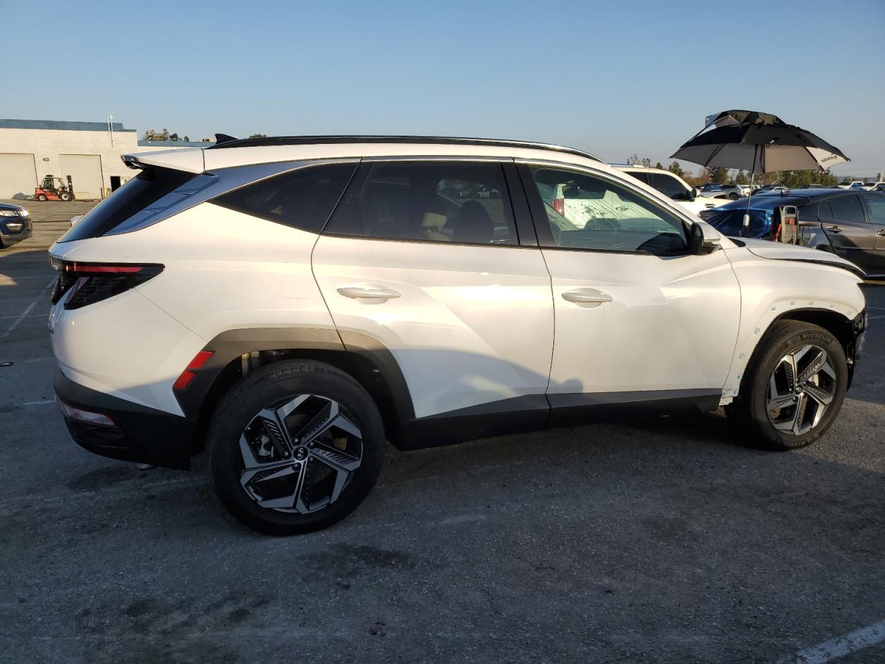 2023 Hyundai Tucson - Image 3
