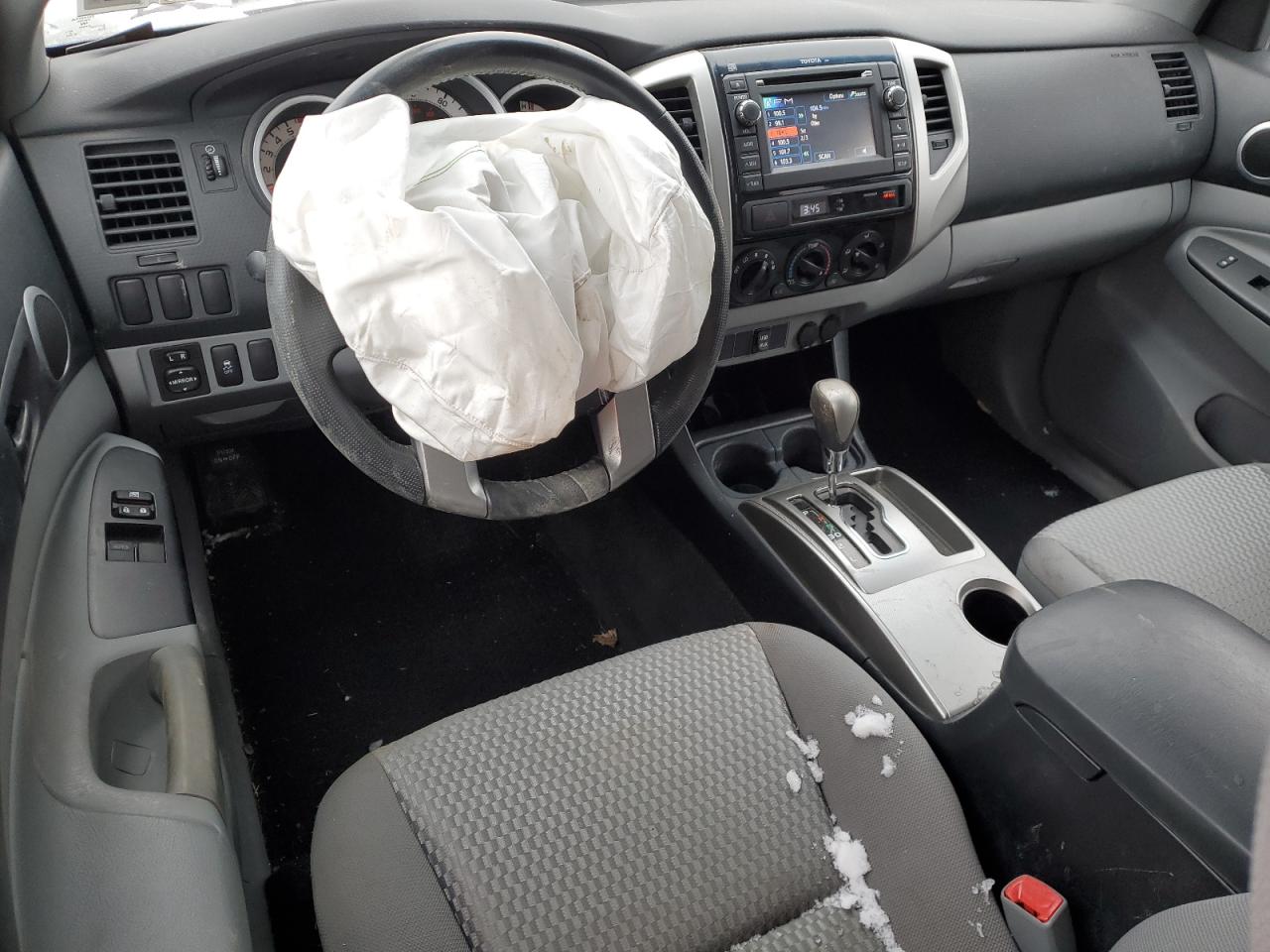 2013 Toyota Tacoma - Image 8