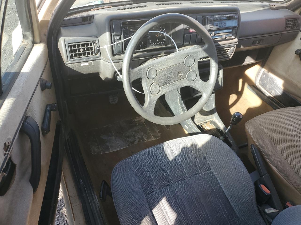 1985 Volkswagen Jetta Deluxe VIN: WVWGG0168FW294539 Lot: 44538775