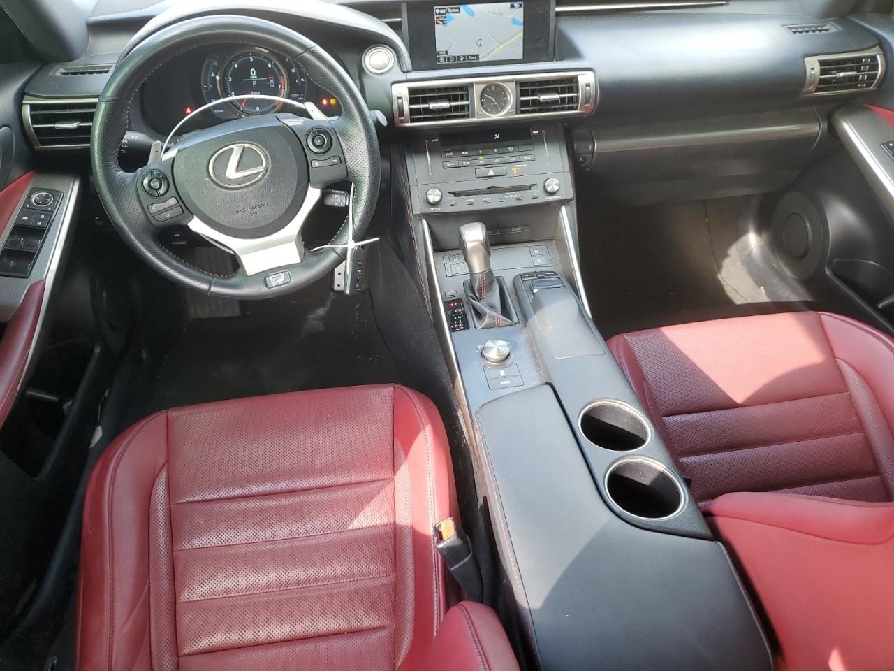 2015 Lexus IS - Image 8