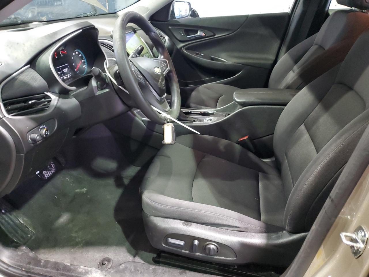 2022 Chevrolet Malibu - Image 7