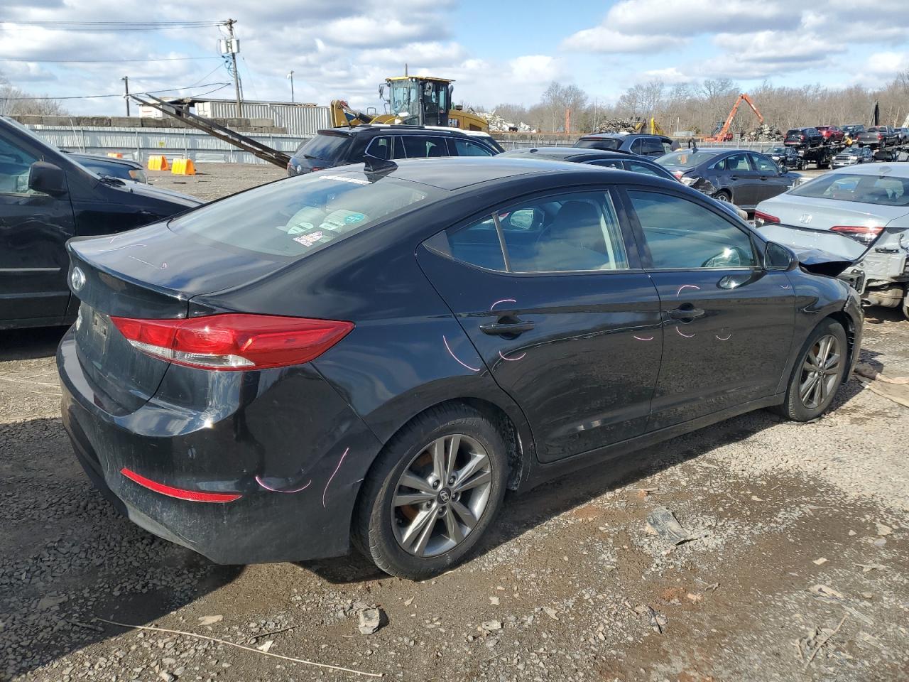 2018 Hyundai Elantra - Image 3