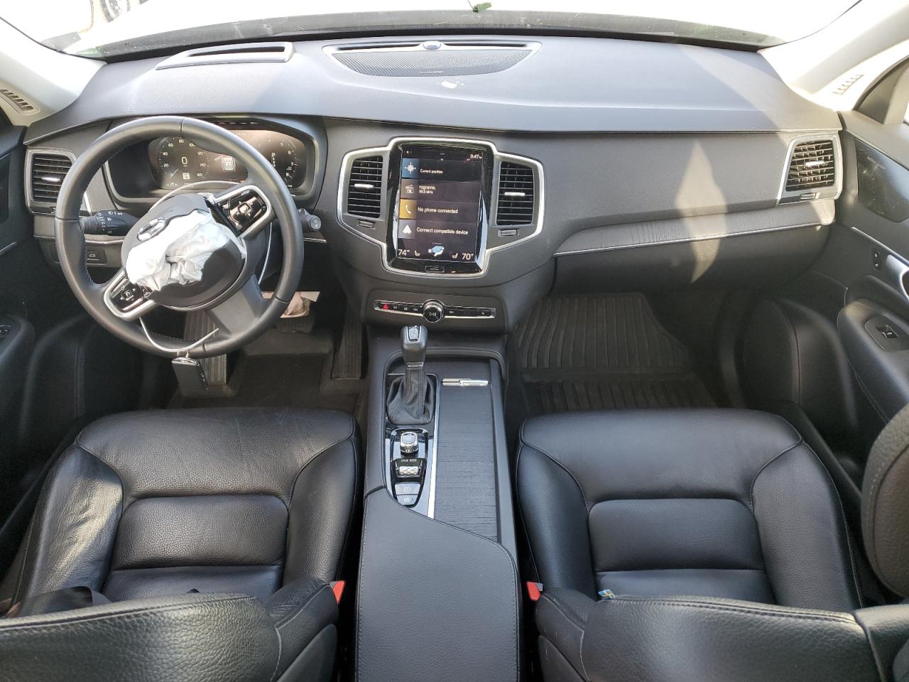 2020 Volvo XC90 - Image 8
