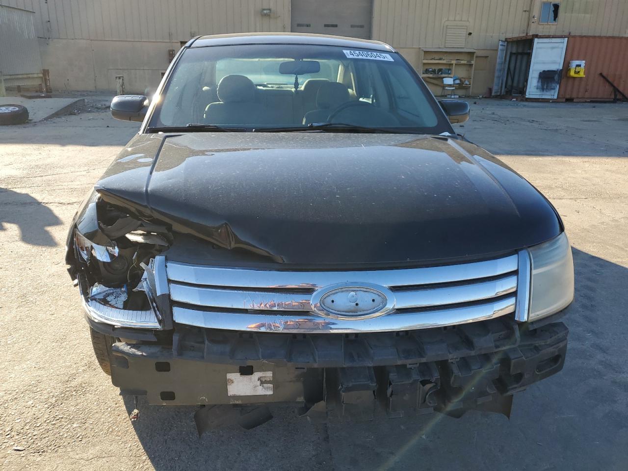 2009 Ford Taurus - Image 5