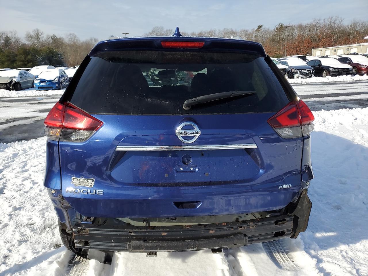 2017 Nissan Rogue - Image 6