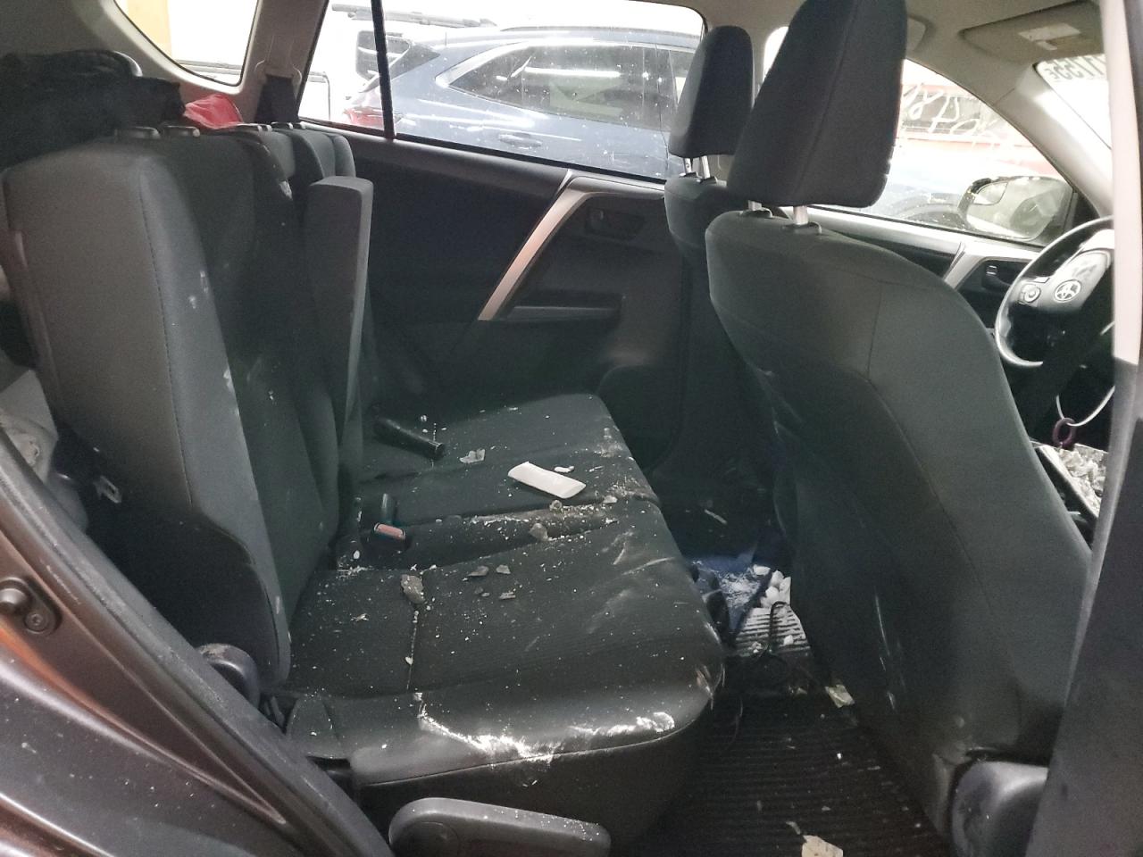 2017 Toyota RAV 4 - Image 11